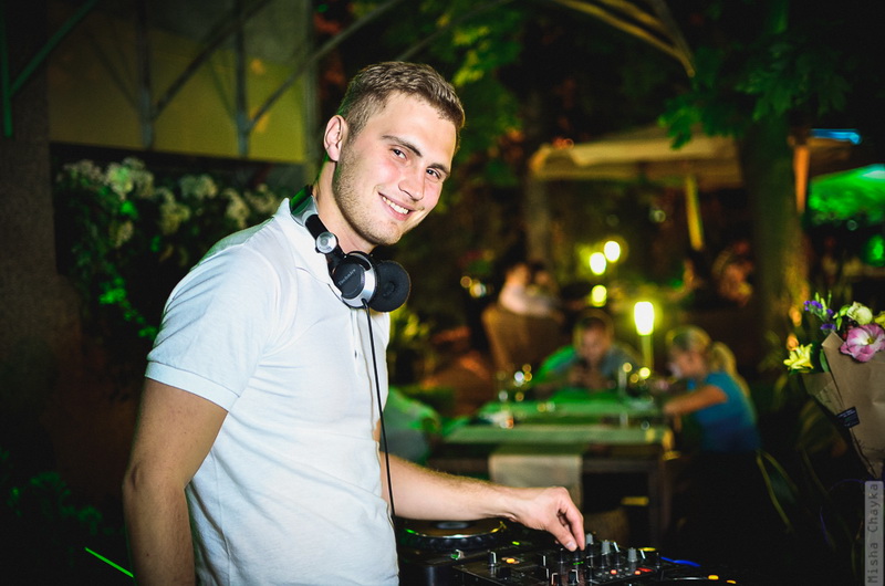  Summer Terrace @  (L`orangerie)