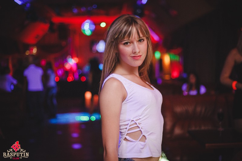  Neon party   