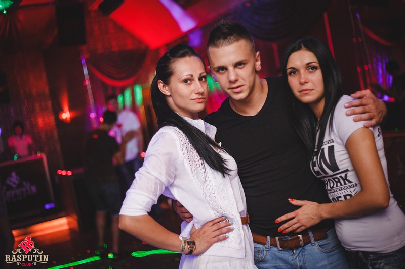  Neon party   
