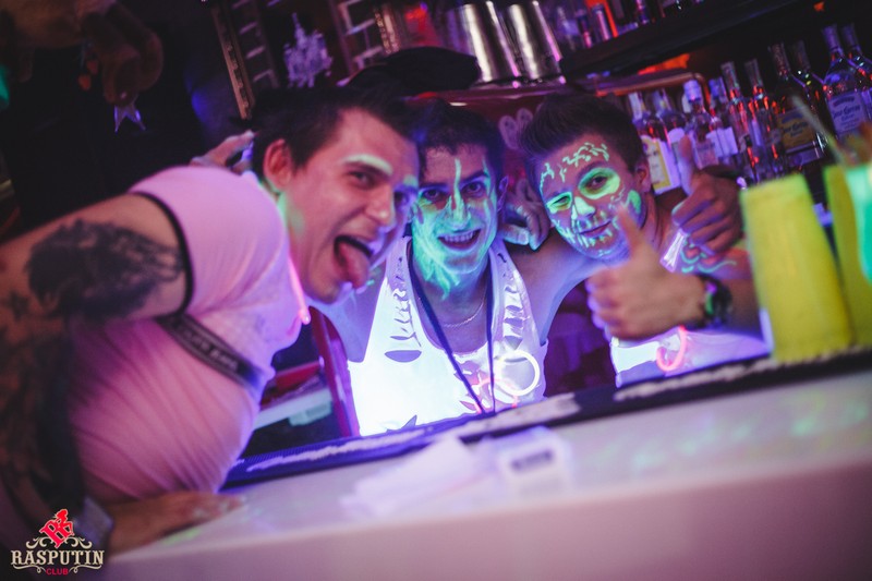  Neon party   