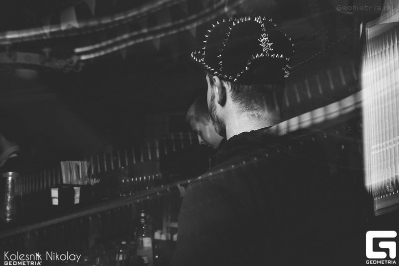  Cosmopolitan Night   - Geometria (Moulin Rouge)