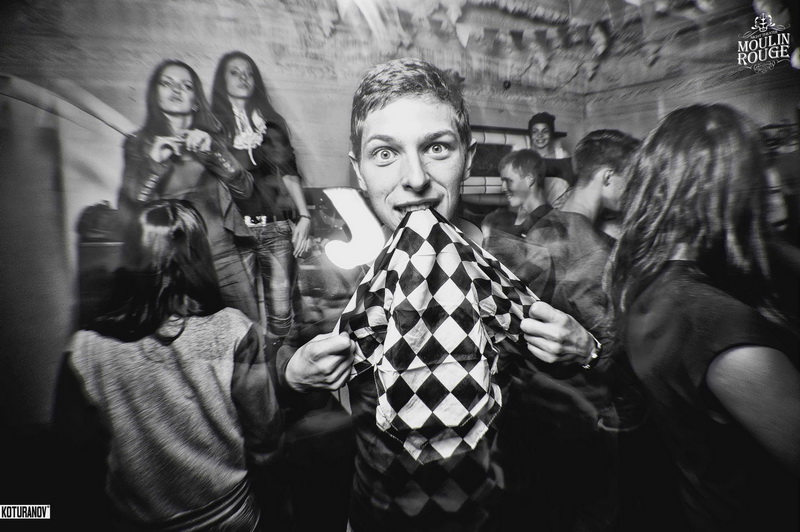 Vpiska: Koturanov (Moulin Rouge)