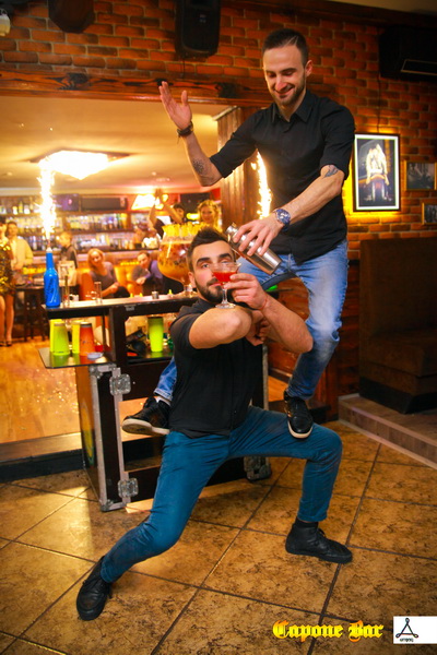      - 115  (Capone Bar)