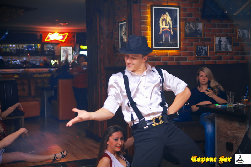      - 115  (Capone Bar)