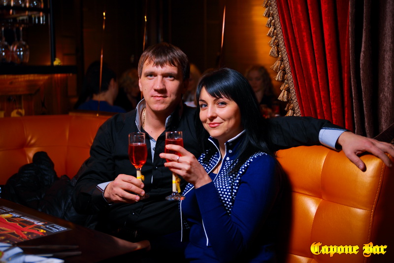  14  (Capone Bar)