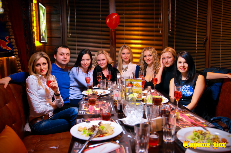  14  (Capone Bar)
