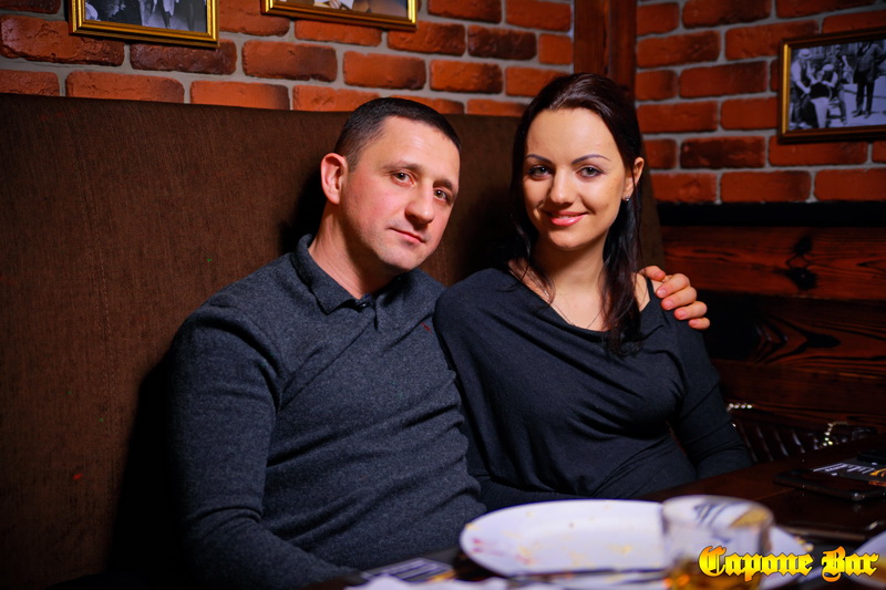  14  (Capone Bar)