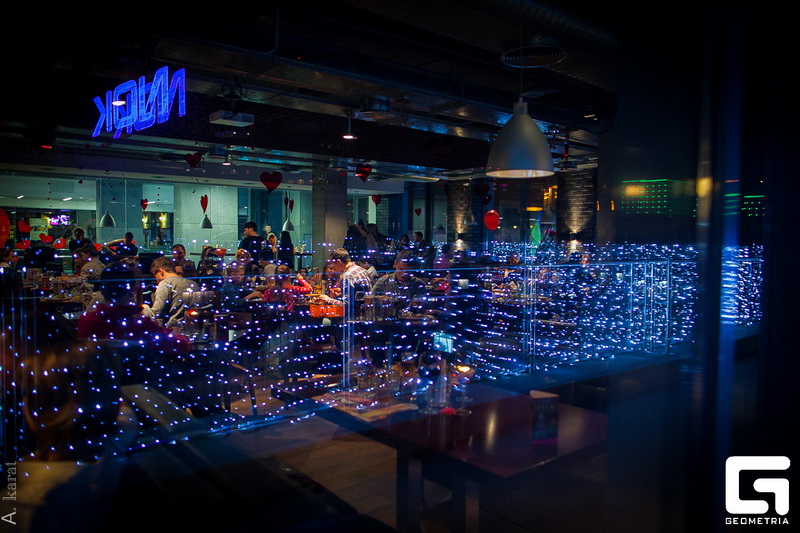  14  (Loft Gastropub, )