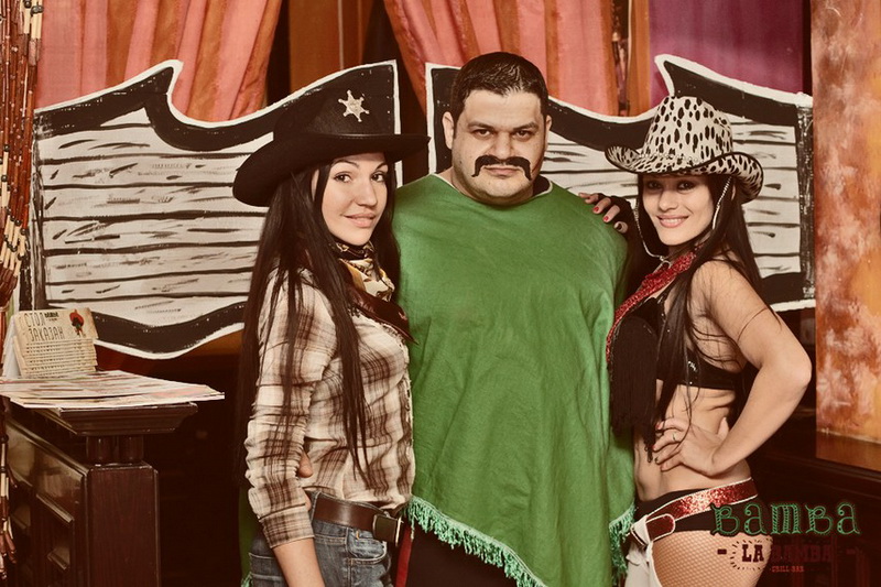  Saloon pre-party  Bamba La Bamba