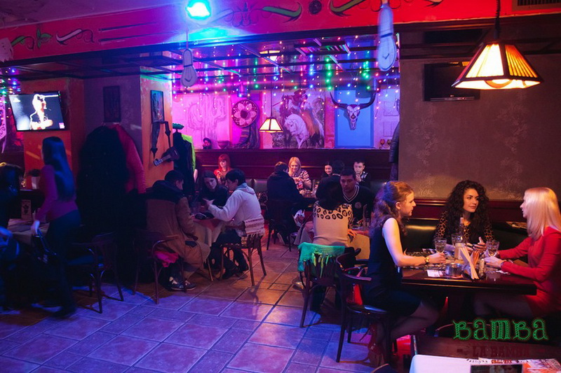  Saloon pre-party  Bamba La Bamba