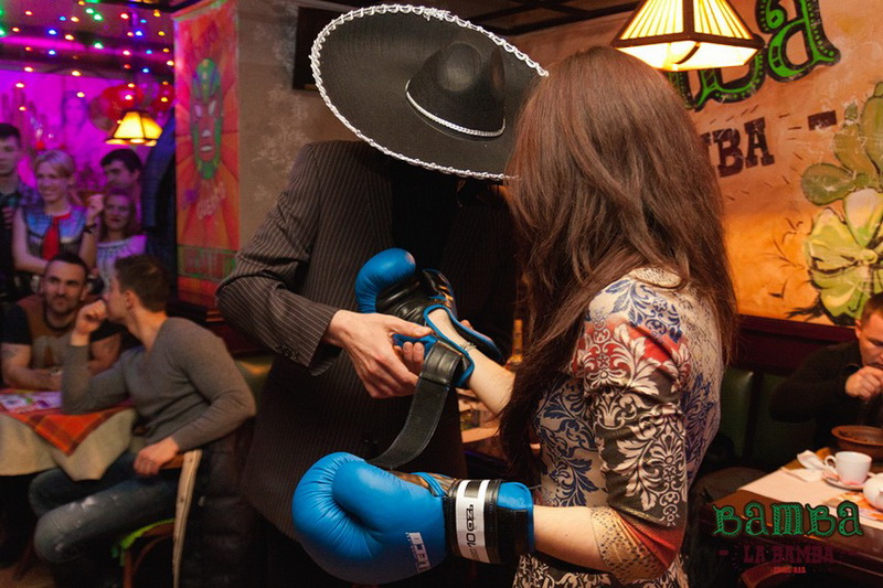  Saloon pre-party  Bamba La Bamba