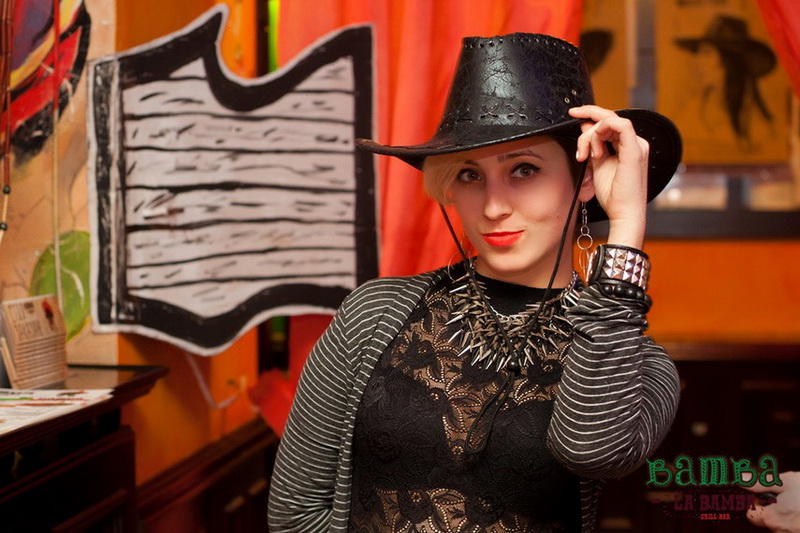  Saloon pre-party  Bamba La Bamba