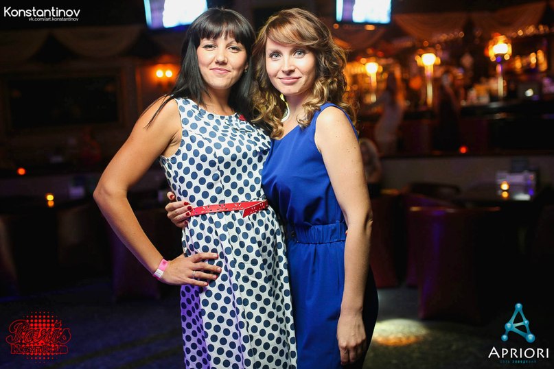  Show girls (30.07.2014, NK Paris)